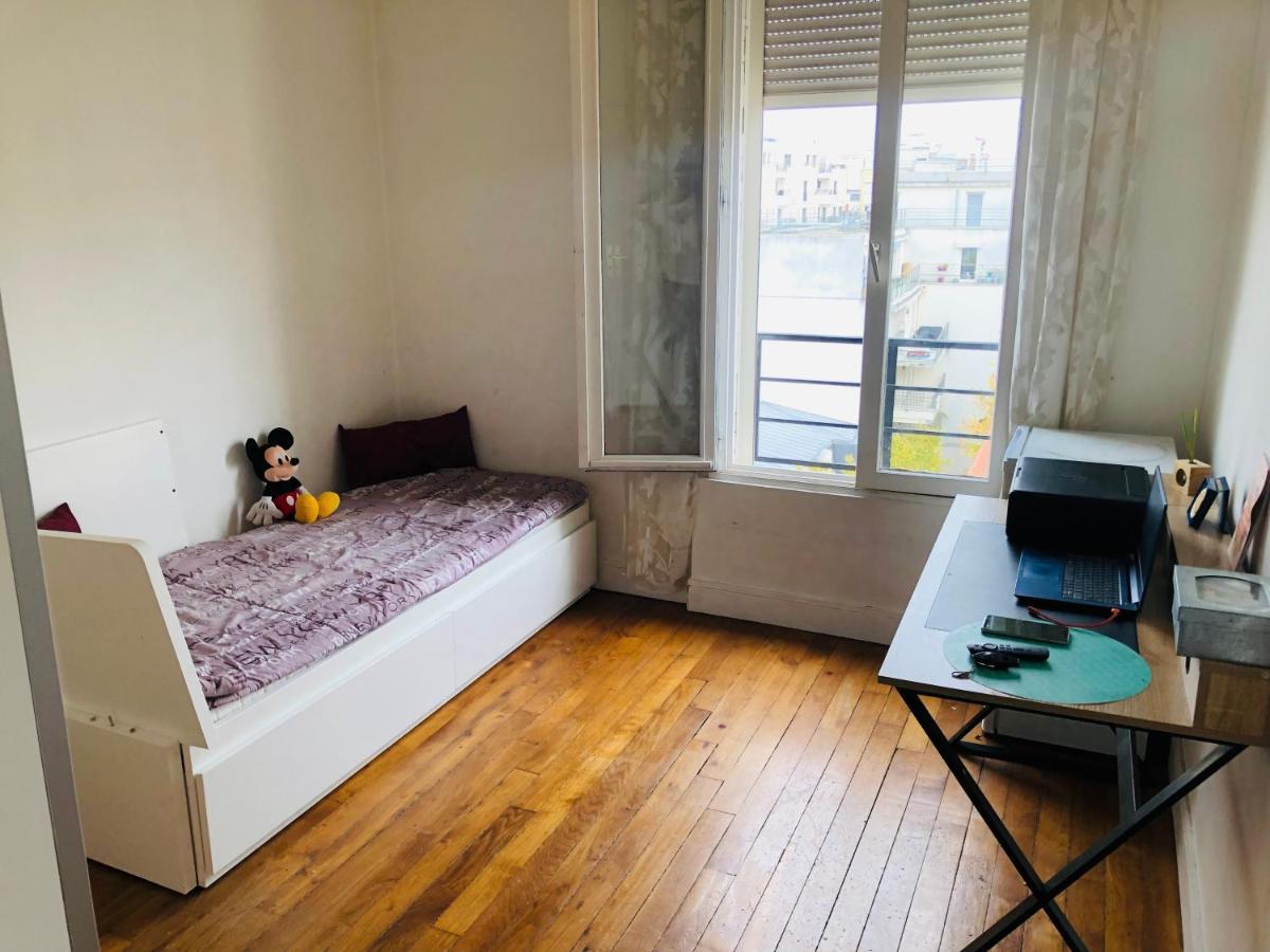 Appartement Tres Calme A 10Mn De Paris - Woman & Couples Only Courbevoie Kültér fotó
