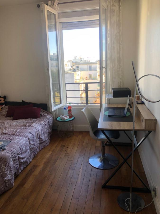 Appartement Tres Calme A 10Mn De Paris - Woman & Couples Only Courbevoie Kültér fotó